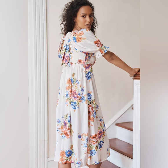 By Anthropologie Dress NWT Puff Sleeve Smocked MIDI Dress in White Floral Medium - Picture 2 of 16
